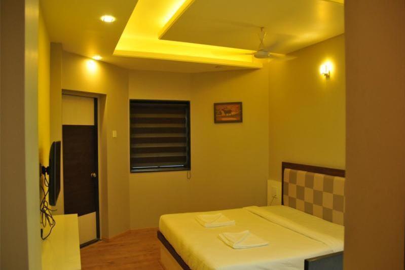 Hotel Prabhu Residency Pandharpur Eksteriør bilde